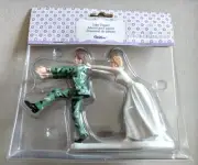New In Package Camo Runaway Groom Wilton Wedding Cake Topper Husband Angry Bride