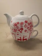 *Red White Tea For One Stacking Cup and Teapot. New. Winter Scene Deer & Trees
