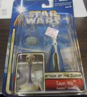 2002 HASBRO - STAR WARS ATTACK OF THE CLONES - TAUN WE - KAMINO CLONER - SW2