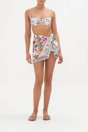 LONG SARONG QUEENS BEE HIVE