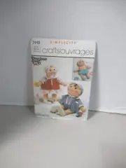 Simplicity PATTERN #7199 PRECIOUS PALS 15" SOFT-SCULPTURE DOLL & CLOTHES Uncut