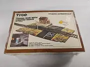 Vintage TYCO signal man with lighter shack HO Factory Sealed