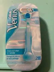 Gillette Venus Women's Razor Handle + 2 Blade Refills New in Package