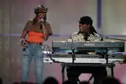 Mary J. Blige Stevie Wonder at VH1 Divas Duets: A Concert to Bene- 2003 Photo 1