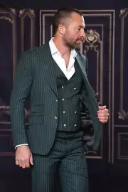 NWT 50R HUNTER 3PC PINSTRIPE SUIT ,MODERN FIT, FLAT FRONT PANT, DB VEST