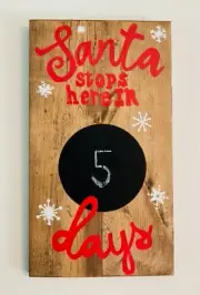 Christmas chalkboard countdown to santa wall hanging. Handmade Santa stops here