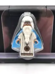 VITRUVIUS The LEGO Movie Excl. MiniFigure with Medallion & Black Eyes New Rare