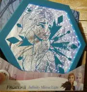 Disney Frozen Infinity Mirror Light - Elsa 'Lead with Courage’ NEW With Box