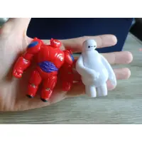 在飛比找蝦皮購物優惠-兩個150元 BIGHERO6 大英雄天團杯麵公仔玩具模型