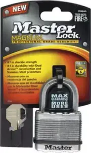 Master Lock M5XKADCCSEN Magnum 2" Laminated Padlock
