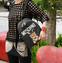 在飛比找Yahoo!奇摩拍賣優惠-Moschino Play Boy Bear Backpac