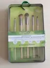 ECOTOOLS Daily Defined Eye Kit 5 Brush Set With Storage Tin. New!