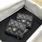 二手 CHANEL 黑色/銀扣 皮夾 中夾/短夾 零錢包 A82288