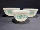 VINTAGE SET OF 3 PYREX TURQUOISE WHITE BUTTERPRINT NESTING BOWLS #401, 402 & 403