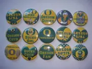 15 Oregon Ducks buttons flat back or pin badge cabochons embellishments magnets