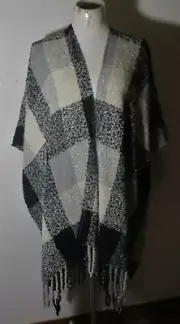 Women's WOOLRICH Amelia Sweater Poncho Wrap One Size NWT