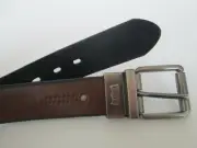 Levi's Boys Nice Casual Reversible Black or Brown Silver Buckle Belt M 26-28