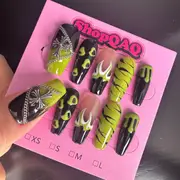 Green Flame" Handcrafted Press-On Nails – Forest Elf Green, Brightening Hand-Painted Design