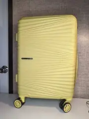 Max Studio 21" Hardcase Expandable 8 Wheel Spinner The Sophia Hardside...
