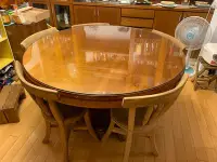在飛比找Yahoo!奇摩拍賣優惠-台灣檜木（黃檜）4.2尺/直徑127公分 大圓桌 ！稀有