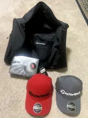 TaylorMade Golf Duffel Bag + TP5x + Caps
