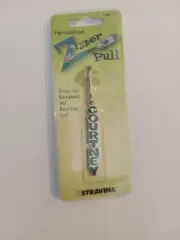 COURTNEY (Green Sparkle) Peronalized Zipper Pull Brand New