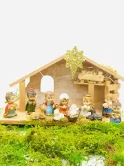 Christmas Nativity Scene 12pcs Set Ceramic Figures and Wood Manger Nacimiento