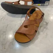 SAS Huggy Caramel 9.5 Medium Women's Sandal New In Box Save Big
