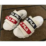 《A.W潮流選物®-二手商品》 FILA 男款 白色 LOGO 拖鞋 厚底 涼拖