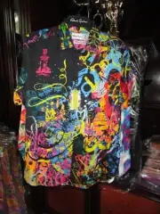 Robert Graham Mindscape Dark Short Sleeve Shirt Size Medium New with Tags