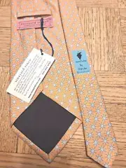 Vineyard Vines Light Orange W/Blue Sun Men's Neck Tie USA Made 100% Silk