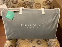 在飛比找旋轉拍賣優惠-［全新］Tonia Nicole 東妮寢飾-輕量蓬鬆健康優適