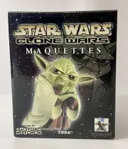 Gentle Giant Studios Star Wars Clone Wars Yoda Bust Maquette 5850/7500
