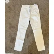 New White Old Navy Jeans