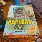 1987 FLEER BASEBALL WAX BOX - 36 PACKS SEALED AND CERTIFIED BY BBCE