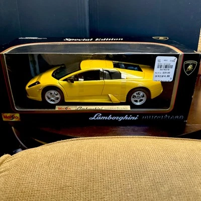 Maisto 1:18 Lamborghini Murcielago Special Edition Die-Cast Collection