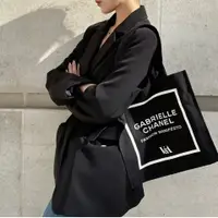 在飛比找PopChill優惠-[二手] 【現貨 官方正品 】Chanel全新 V&A聯名限