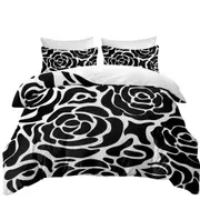 Black and White Roses Pattern Quilt Cover