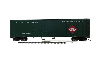 HO Scale Bachmann Railway Express Agency 50' Steel Refrigerator Car #7769-2