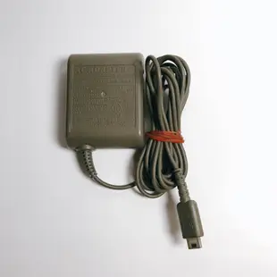 任天堂 Nintendo NDSL 初代 原廠主機 金卡 燒錄卡 R4 充電器 變壓器