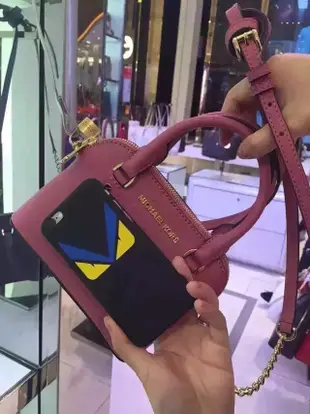 【全新正貨私家珍藏】Michael Kors Cindy 新款 鬱金香十字紋手提斜挎mini貝殼包