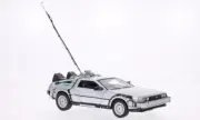 Welly Diecast DeLorean - Back to The Future 1 1:24 Scale
