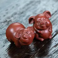 在飛比找ETMall東森購物網優惠-原礦宜興紫砂茶寵豬擺件大紅袍生肖雕塑創意茶盤裝飾配件茶具禮盒
