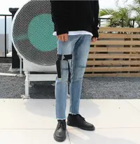 在飛比找樂天市場購物網優惠-FINDSENSE品牌 韓國男 牛仔褲 綁帶設計 刀割 抓鬚
