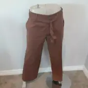 NWT St. John's Bay Women's Mid Rise Straight Flat Front Pants Size 8