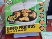Nib Waffle Wow Cucina Pro Dino Friends Waffle Maker Dinosaurs 3D