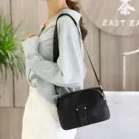 在飛比找momo購物網優惠-【Acorn 橡果】韓系新款多功能斜背包肩背包防水包旅行包6