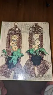 Vintage Hazel's Kaboodles - Macrame Plant Holders Kit with Seeds (5" x 17") HK76