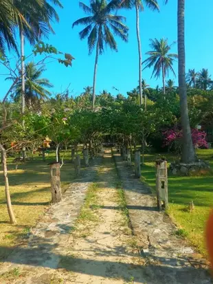 阿雷斯潟湖小屋飯店Arys Lagoon Bungalow & Hotel