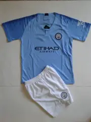 8 Children Soccer Uniform $18 per set Sizes XSMALL/22 for ages 5-6